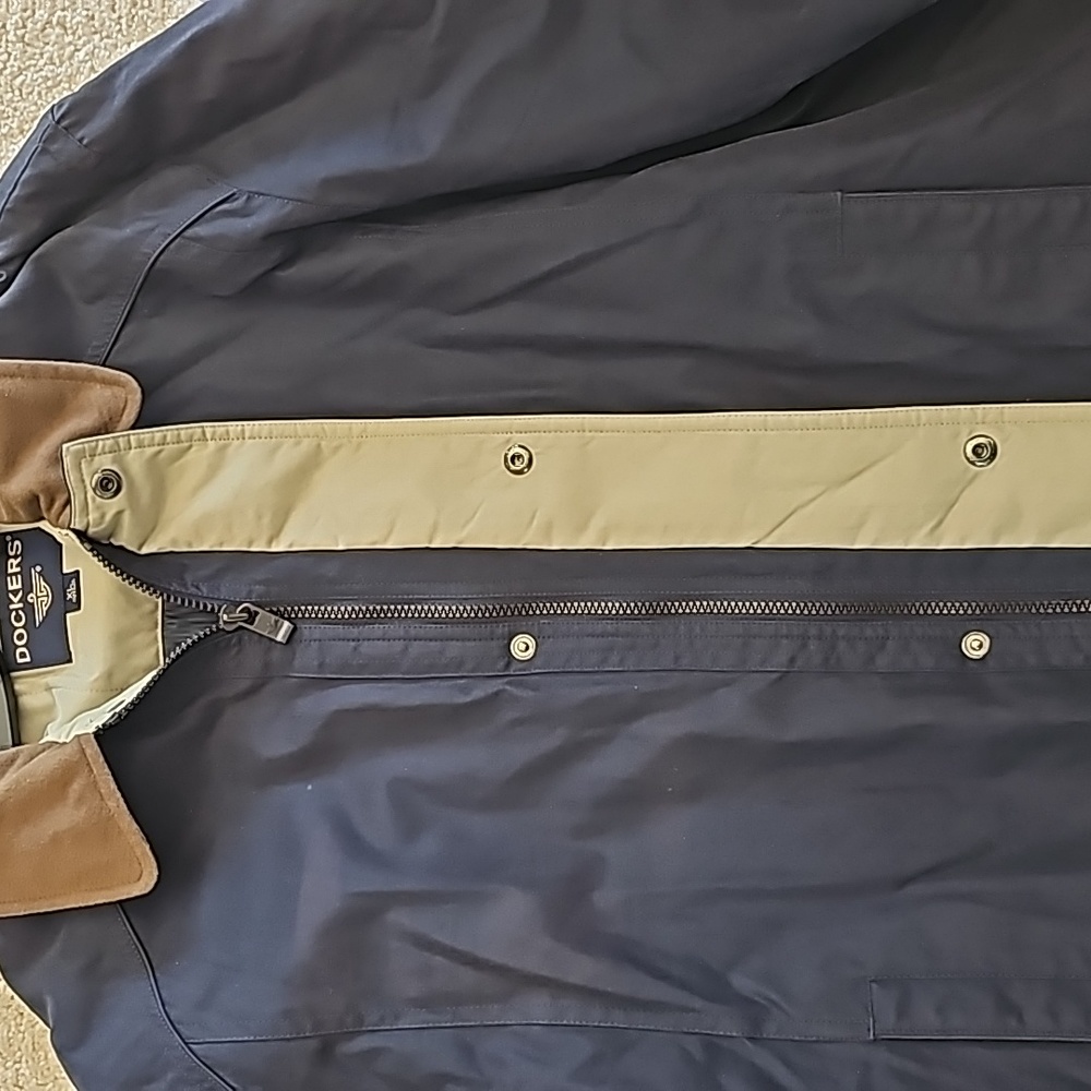 Jacket - Picture 3 of 7